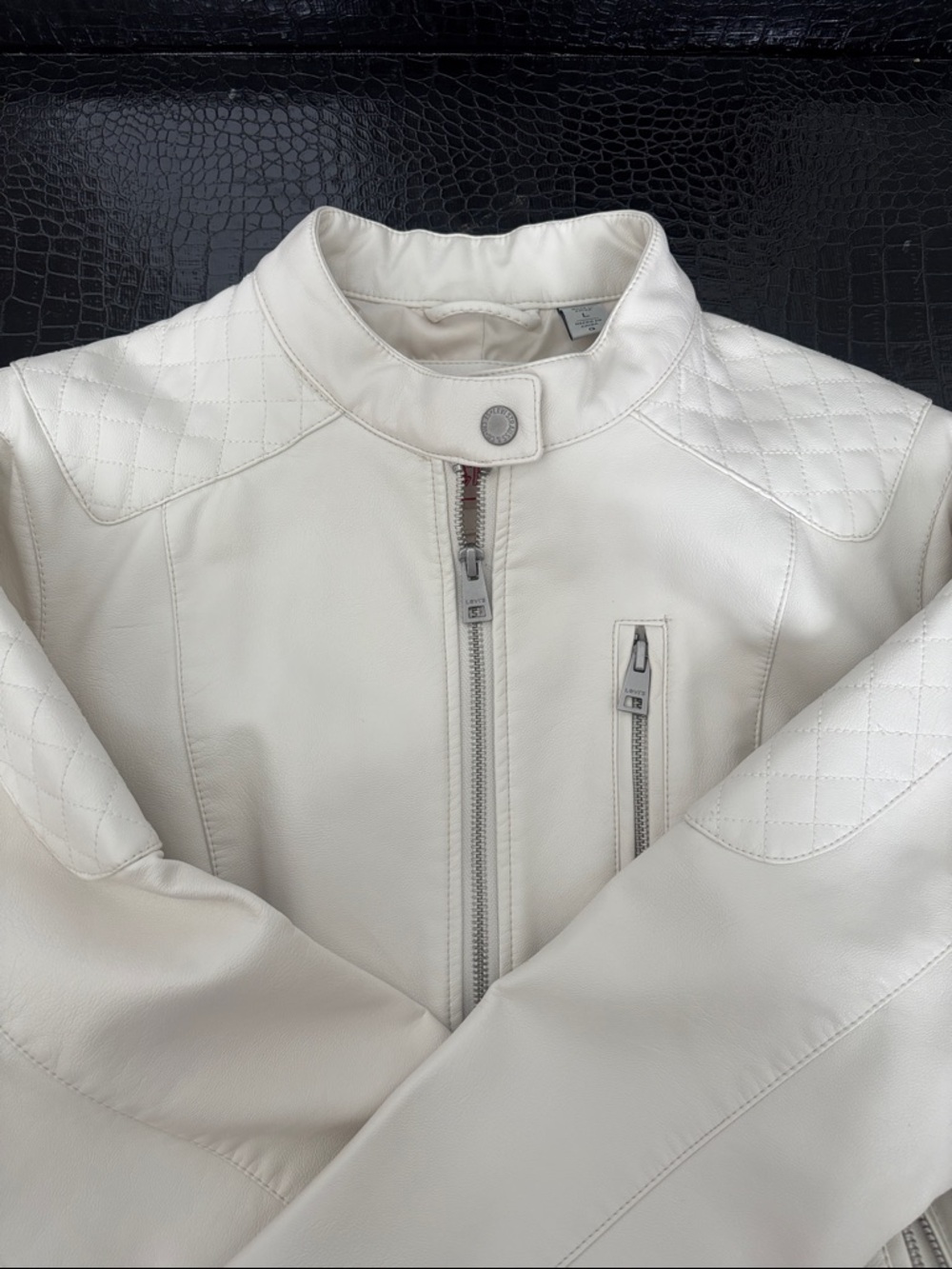 Levi's White Women's Moto Leather Jacket faux large - Picture 6 of 9